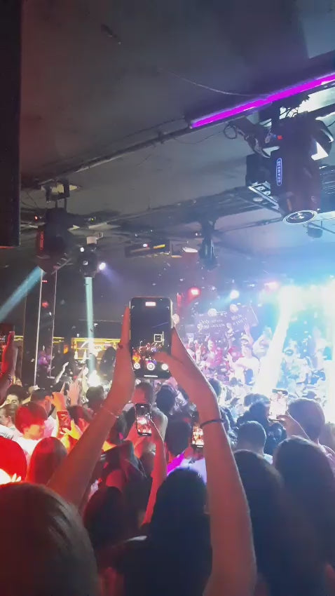 Pub Crawl Madrid- 3 Bars + 1 Club + 5 Shots for 20€